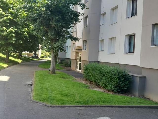Appartement 4 pièces, 70 m² à louer à Bois d'Arcy 78390
