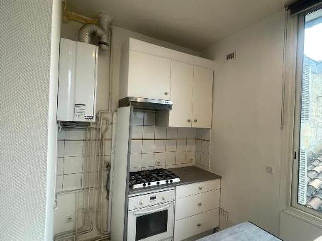 Appartement 4 pièces, 70 m² à louer à Bordeaux 33000