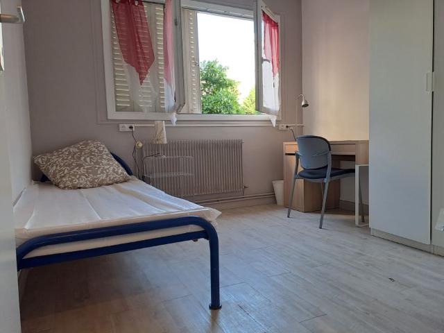 Appartement 4 pièces, 70 m² à louer à Grenoble 38000