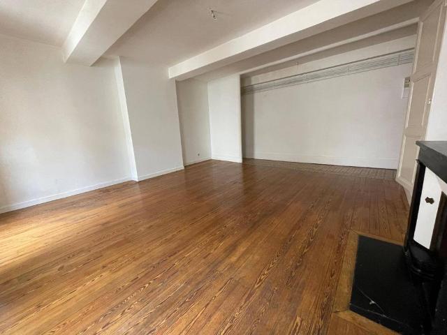 Appartement 4 pièces 71000 Mâcon