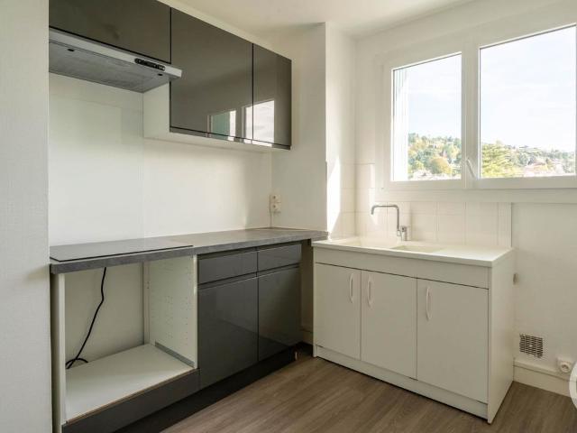 Appartement 4 pièces, 71 m² à louer à Tarare 69170