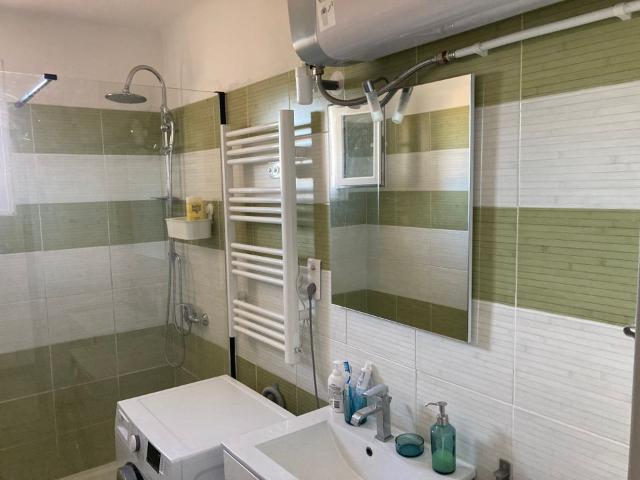 Appartement 4 pièces, 71 m² à louer à Toulon 83000