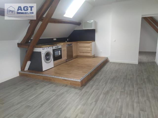 Appartement 4 pièces, 71 m² à louer à Allonne 60000