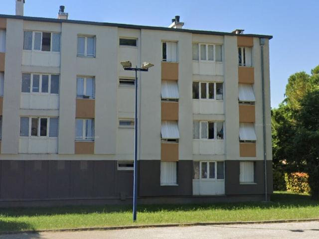 Appartement 4 pièces, 71 m² à louer à Lapalud 84840