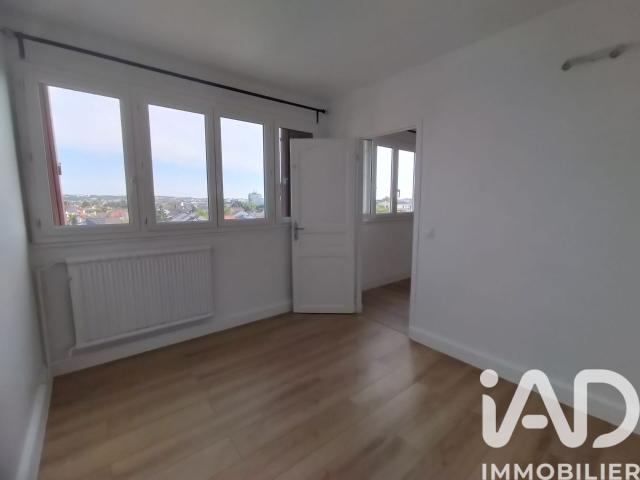 Appartement 4 pièces, 71 m² à louer à Neuilly sur Marne 93330