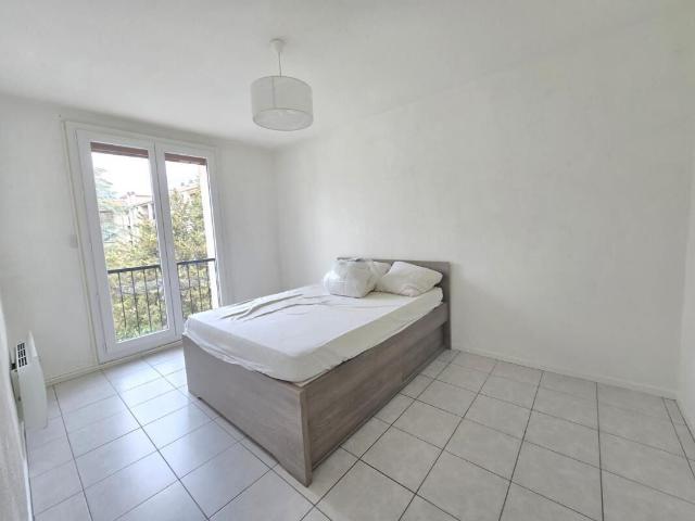 Appartement 4 pièces, 71 m² à louer à Salon de Provence 13300