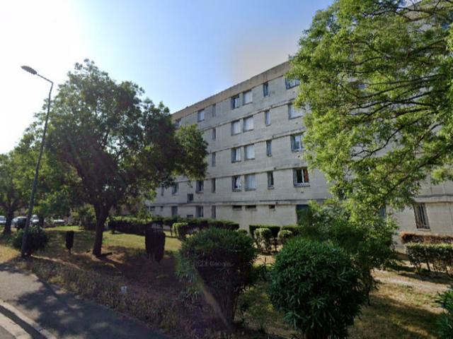 Appartement 4 pièces, 71 m² à louer à Sorgues 84700