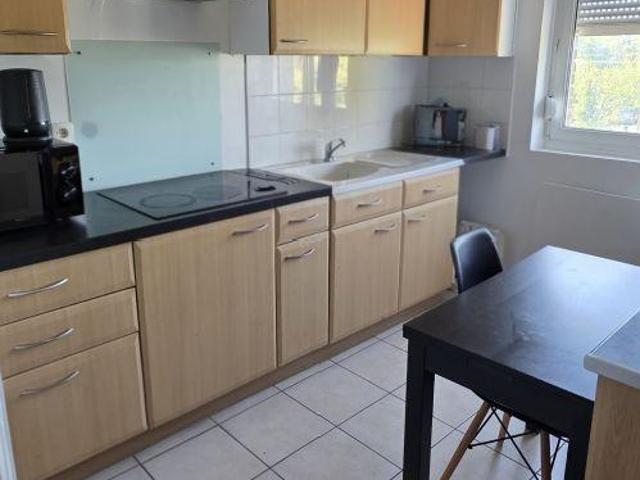 Appartement 4 pièces, 72 m² à louer à Béthune 62400