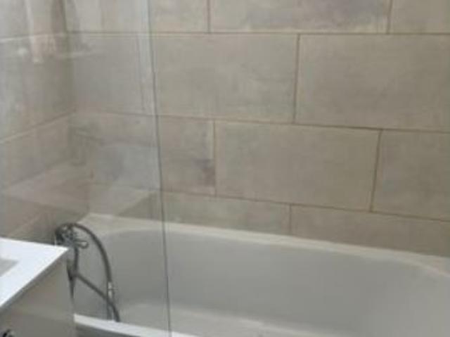 Appartement 4 pièces, 72 m² à louer à Grenoble 38000