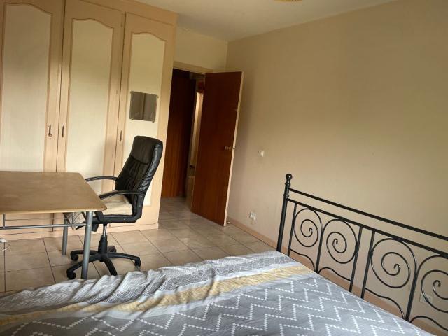 Appartement 4 pièces, 72 m² à louer à Lille 59000