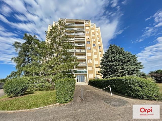 Appartement 4 pièces, 72 m² à louer à Montluçon 03100