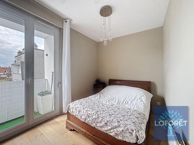 Appartement 4 pièces, 77 m² à louer à Valenciennes 59300