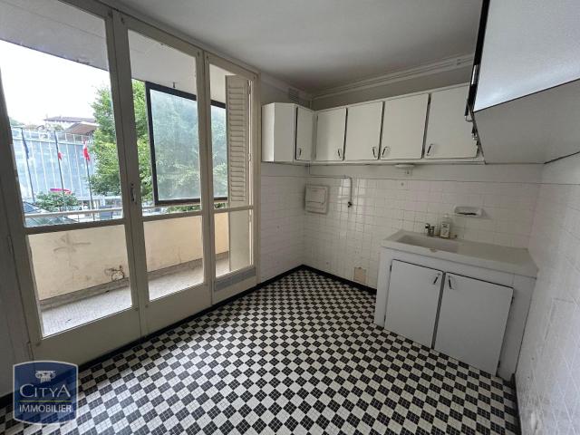 Appartement 4 pièces, 77 m² à louer à Chambéry 73000