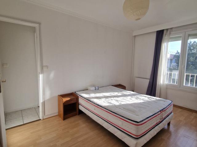 Appartement 4 pièces, 77 m² à louer à Les Ulis 91940