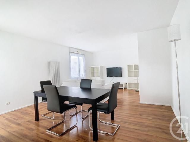 Appartement 4 pièces, 77 m² à louer à Orly 94310