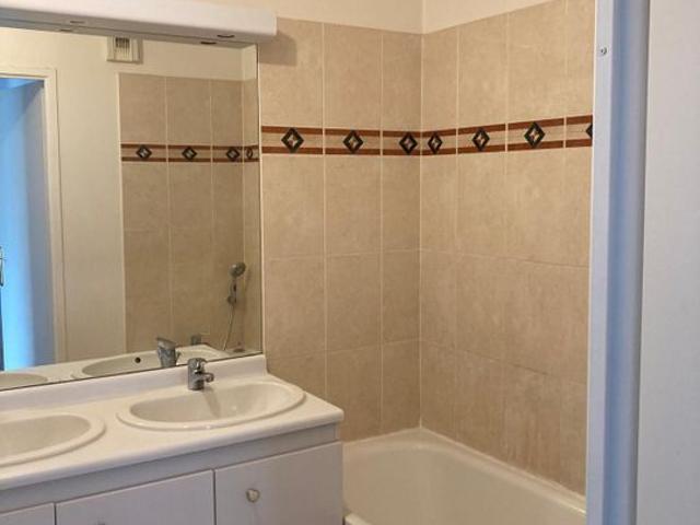 Appartement 4 pièces, 77 m² à louer à Pontoise 95000