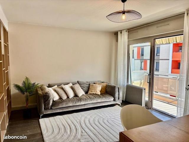 Appartement 4 pièces 77 m²