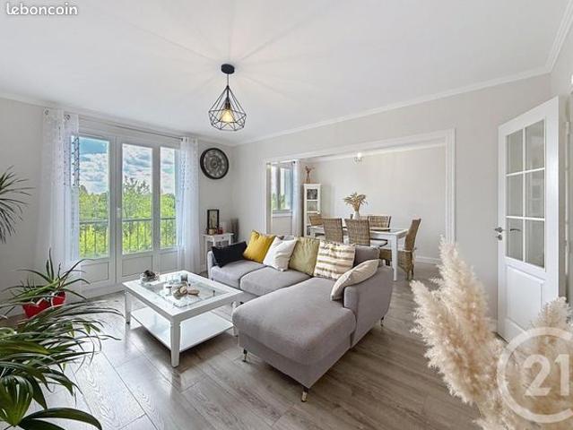 Appartement 4 pièces 77 m²