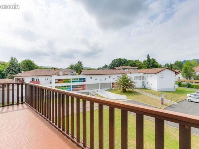 Appartement 4 pièces 77 m²