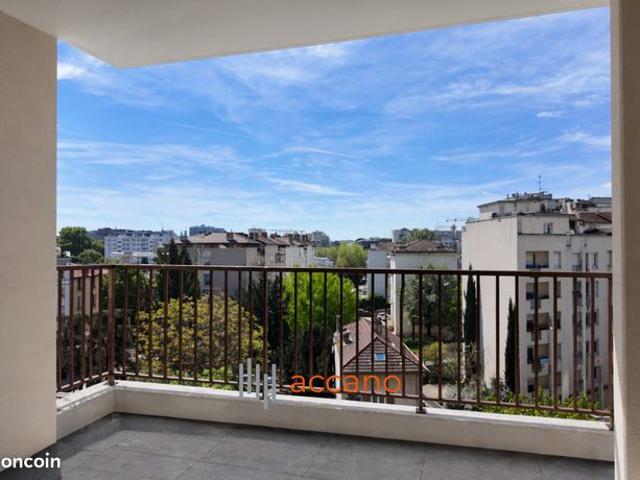 Appartement 4 pièces 77 m²