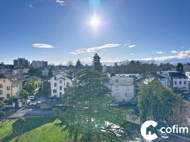 Appartement 4 pièces 77 m²