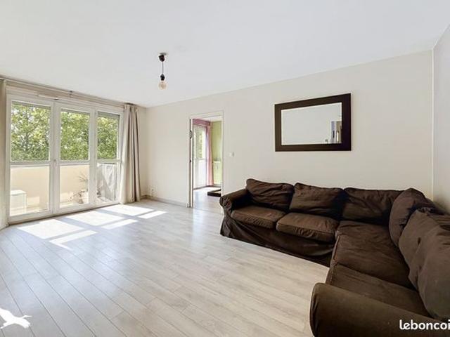 Appartement 4 pièces 77 m²