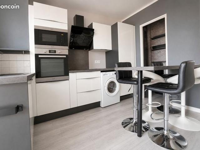 Appartement 4 pièces 77 m²