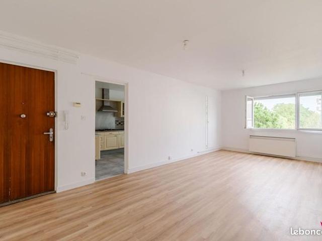 Appartement 4 pièces 77 m²