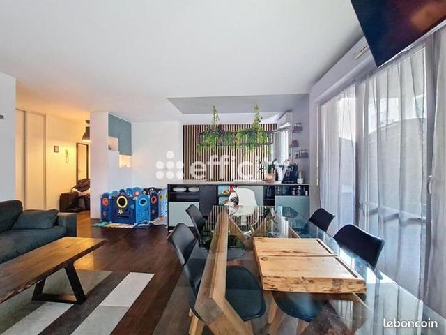Appartement 4 pièces 77 m²