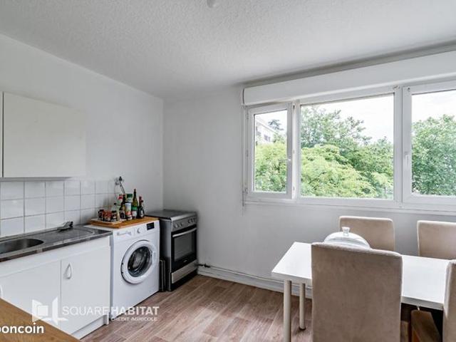 Appartement 4 pièces 77 m²