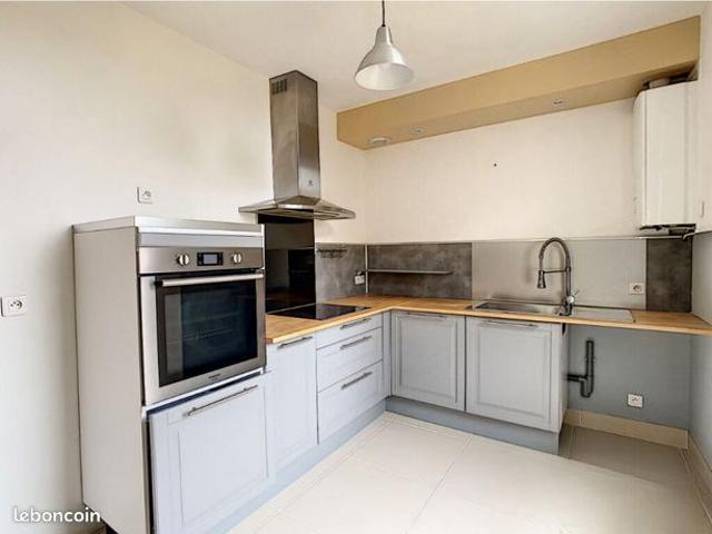 Appartement 4 pièces 77 m²