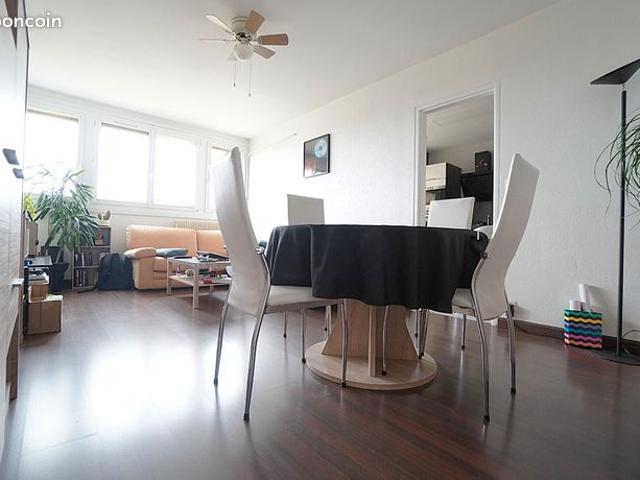 Appartement 4 pièces 77 m²
