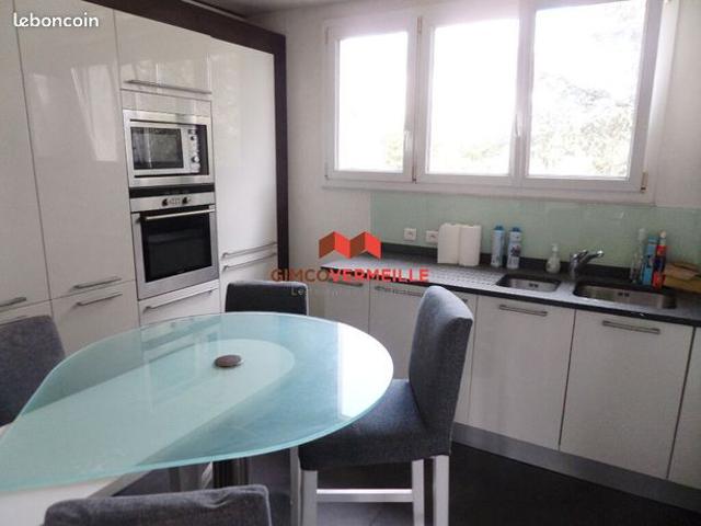 Appartement 4 pièces 77 m²