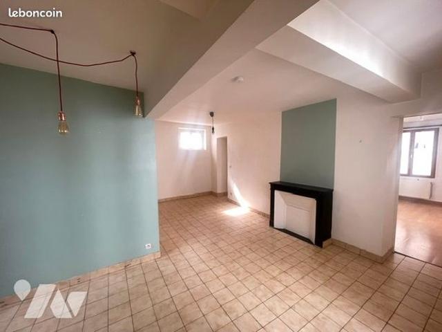 Appartement 4 pièces 77 m²