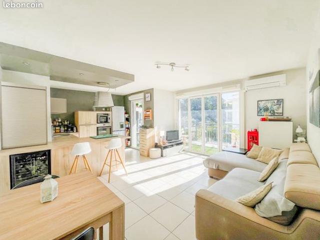Appartement 4 pièces 77 m²