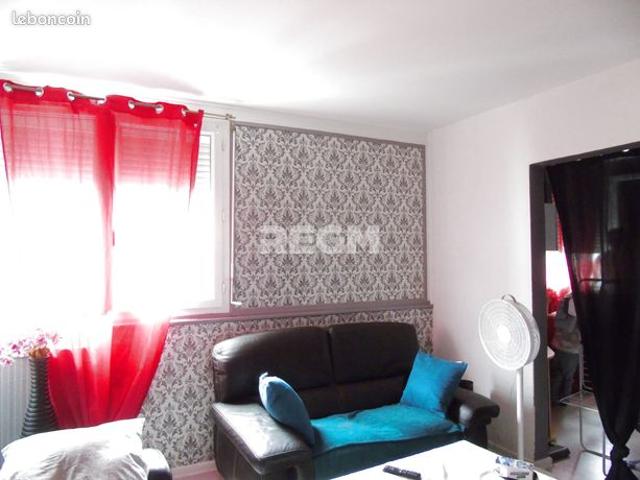 Appartement 4 pièces 77 m²
