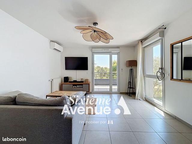 Appartement 4 pièces 77 m²