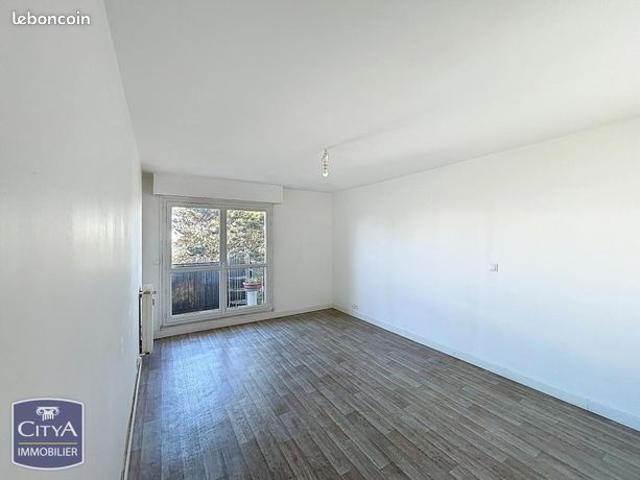 Appartement 4 pièces 77 m²