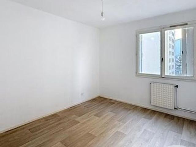 Appartement 4 pièces 77 m²