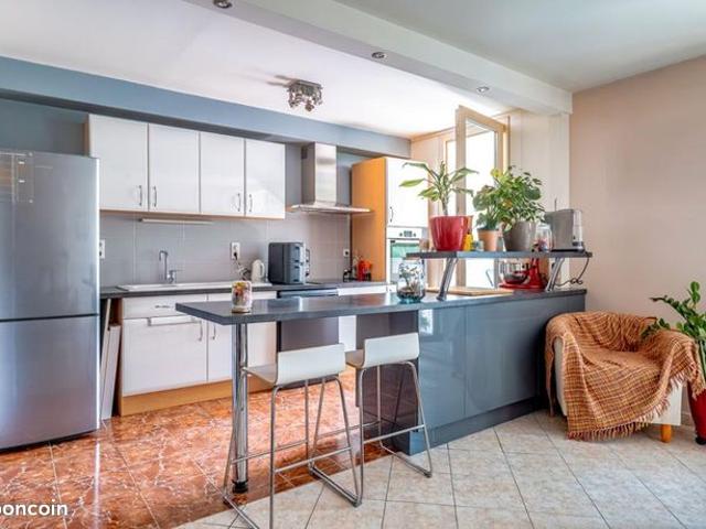 Appartement 4 pièces 77 m²