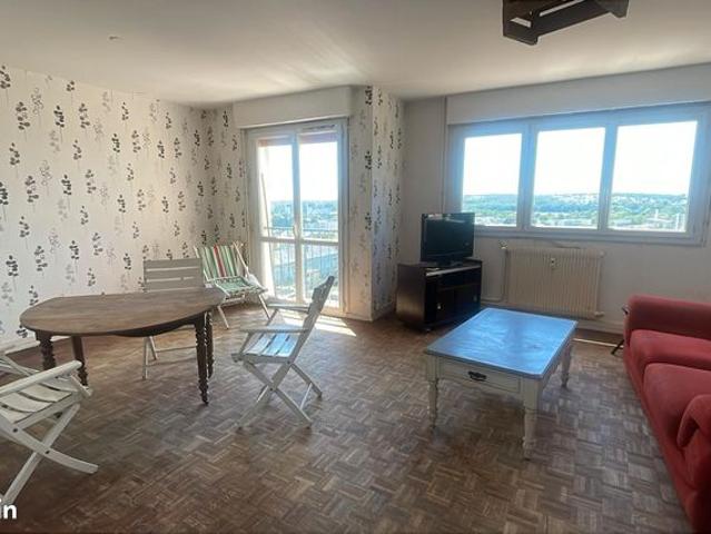 Appartement 4 pièces 77 m²