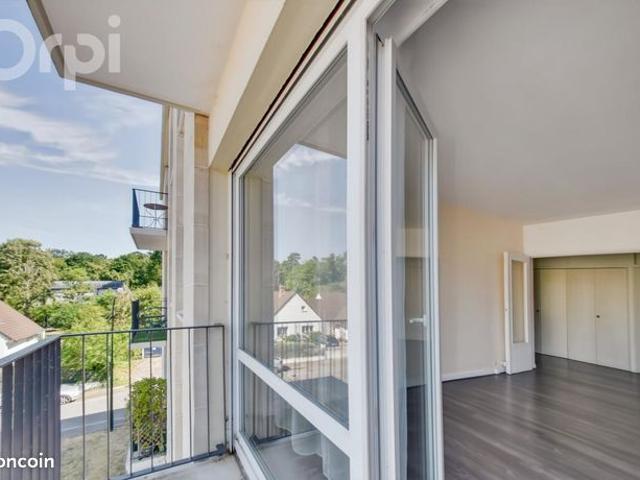 Appartement 4 pièces 77 m²