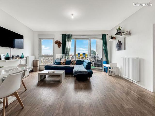 Appartement 4 pièces 77 m²