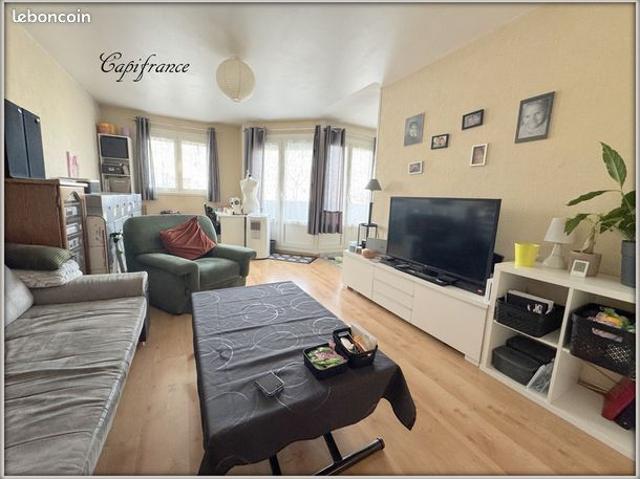 Appartement 4 pièces 77 m²