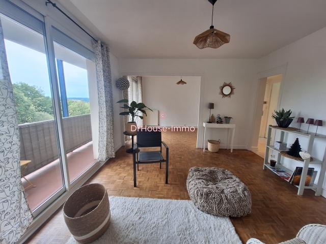 Appartement 4 pièces 77 m²