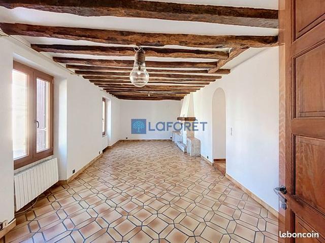Appartement 4 pièces 77 m²