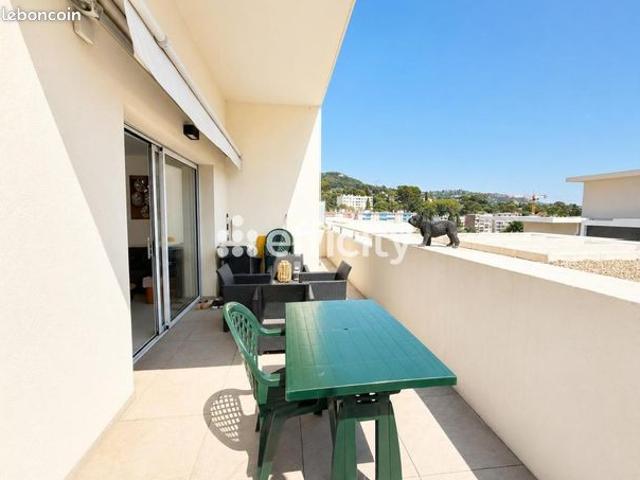 Appartement 4 pièces 77 m²