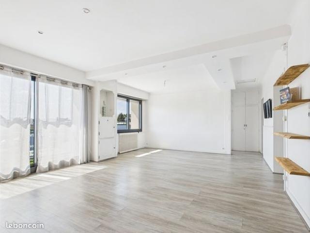 Appartement 4 pièces 77 m²