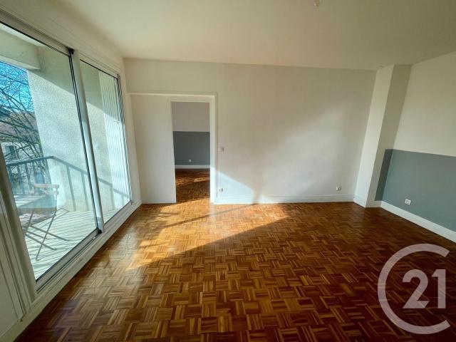Appartement 4 pièces 77 m²