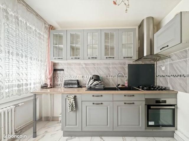 Appartement 4 pièces 77 m²